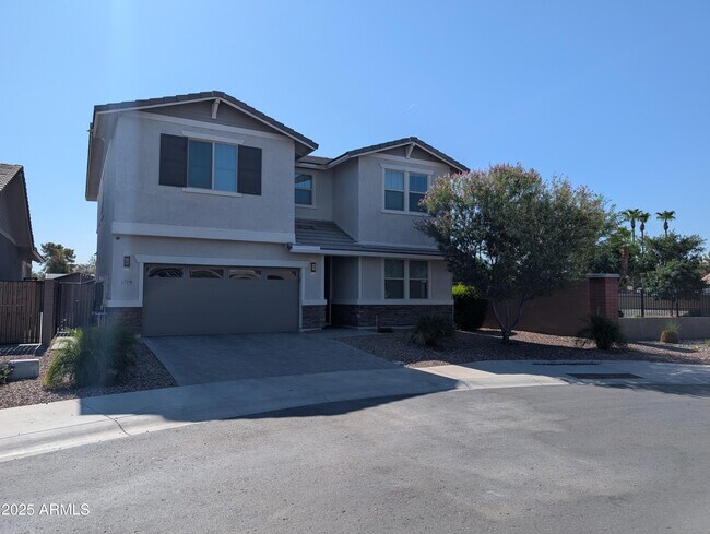 1719 S Spartan St Gilbert, AZ 85233