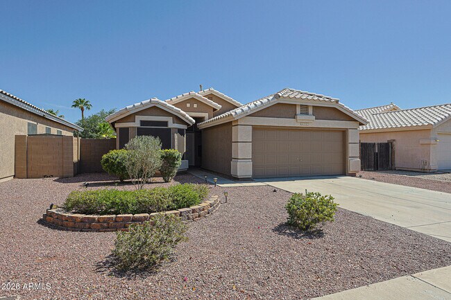 8747 W Adam Ave Peoria, AZ 85382 photo 2
