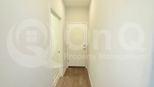 14664 W Valentine St Surprise, AZ 85379 photo 5