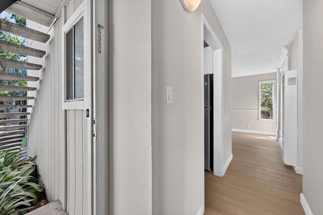 1598 Sunnyvale Ave Walnut Creek, CA 94597 photo 5