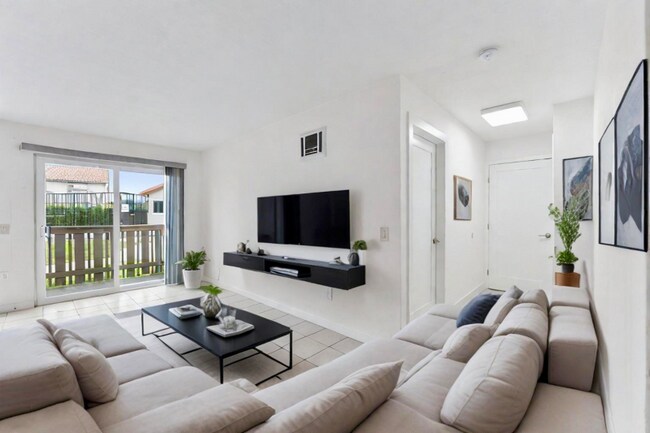 1551 Broadway Chula Vista, CA 91911