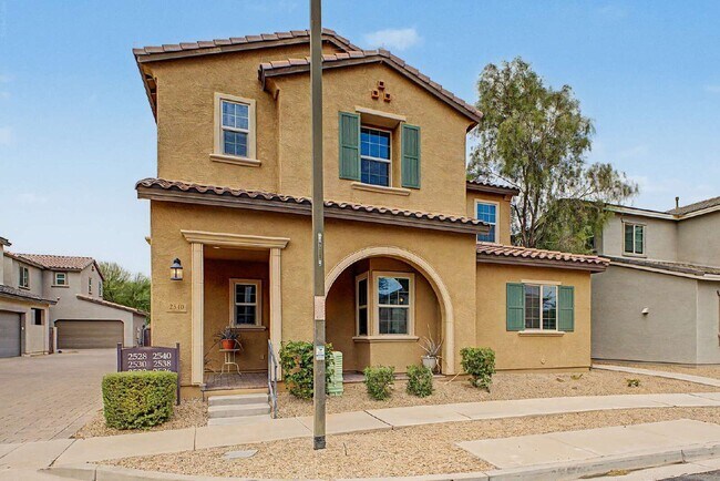 2540 N 149th Ave Goodyear, AZ 85395 photo 4
