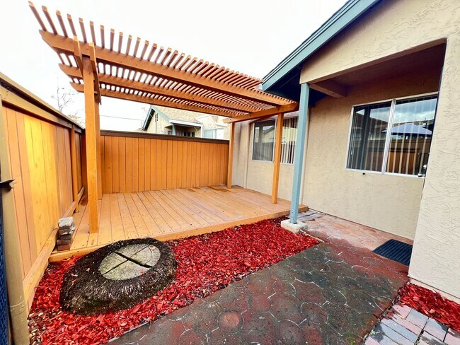 10210 Michala Pl Santee, CA 92071 photo 2