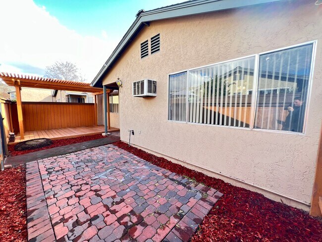 10210 Michala Pl Santee, CA 92071