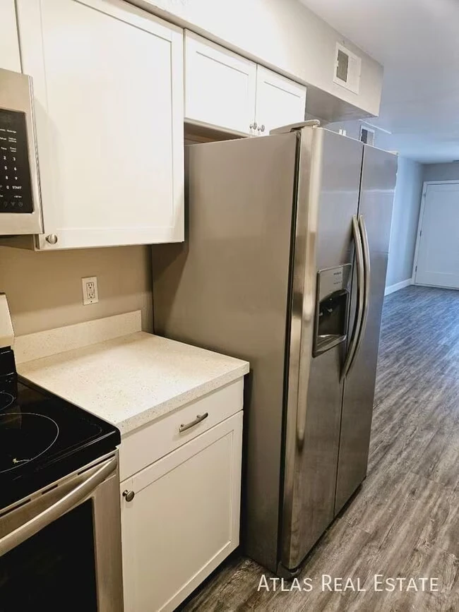 2826 E Capri Cir Mesa, AZ 85204 photo 5