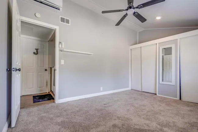 3419 S Barcelona St Spring Valley, CA 91977 photo 5