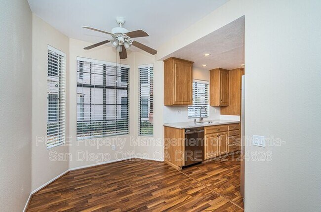 4049 Carmel View Rd San Diego, CA 92130 photo 3