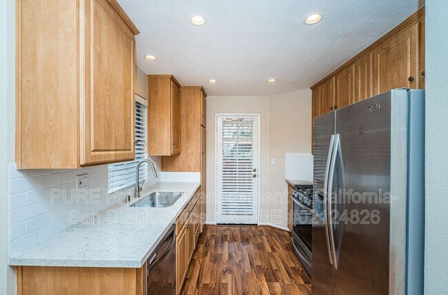 4049 Carmel View Rd San Diego, CA 92130 photo 5