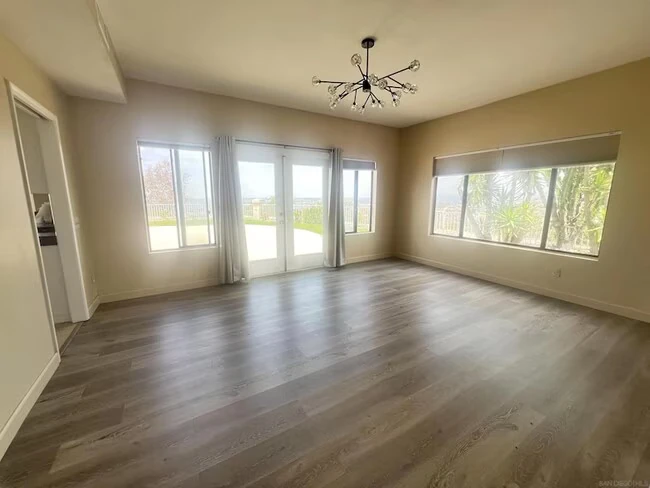 524 Reisling Terrace Chula Vista, CA 91913 photo 4