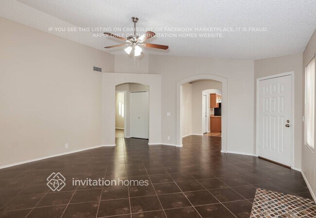 15306 N 85th Dr Peoria, AZ 85381 photo 4