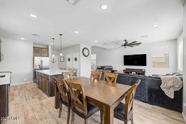 1033 S 150th Dr Goodyear, AZ 85338 photo 4