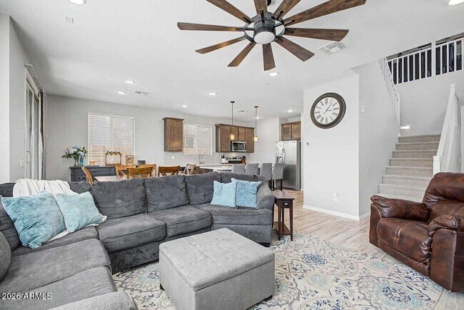 1033 S 150th Dr Goodyear, AZ 85338 photo 3