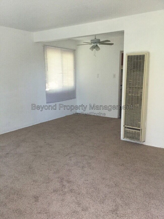 2153 Drescher St San Diego, CA 92111 photo 3
