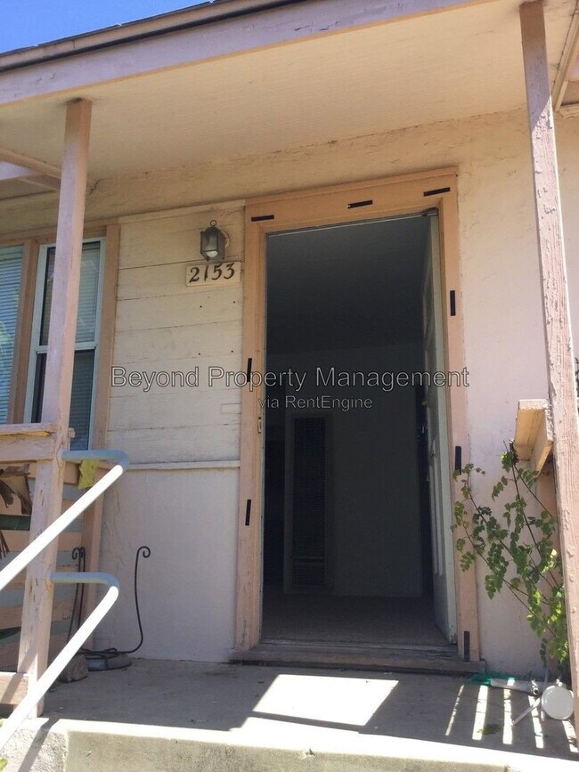 2153 Drescher St San Diego, CA 92111 photo 2