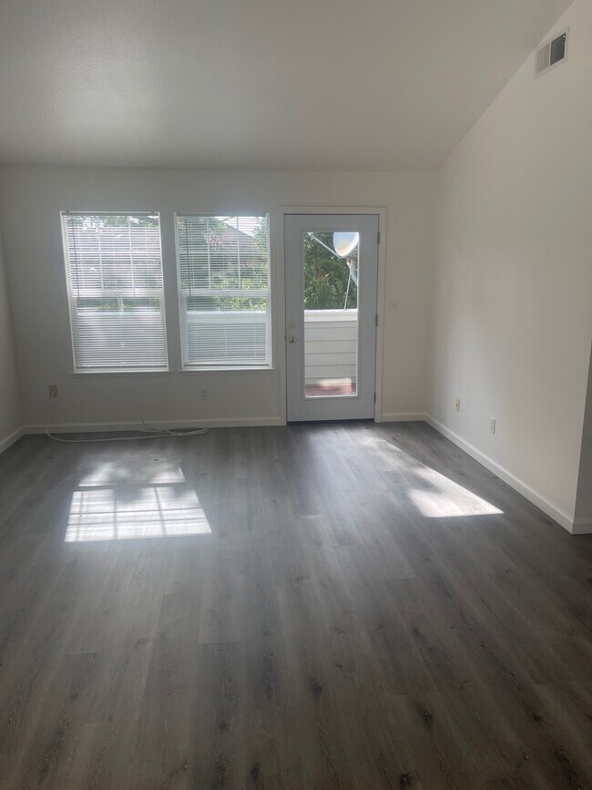 2456 Cabrillo Hwy S Half Moon Bay, CA 94019 photo 3