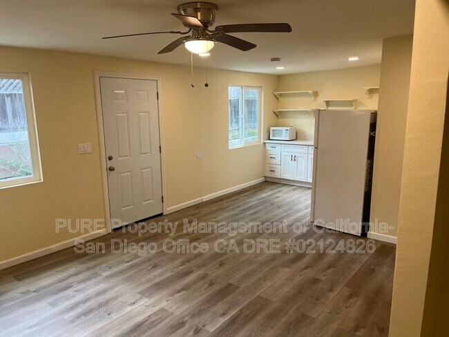 134 Demona Pl Spring Valley, CA 91977 photo 4