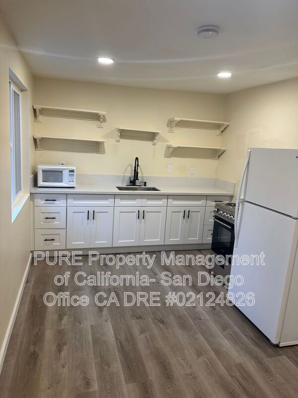 134 Demona Pl Spring Valley, CA 91977 photo 3