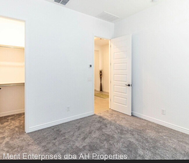 21063 E Mayberry Rd Queen Creek, AZ 85142 photo 3