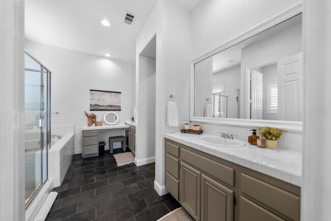 27067 Sunningdale Way Valley Center, CA 92082 photo 4