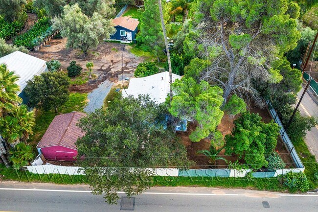 2061 Cam Rainbow Fallbrook, CA 92028 photo 5