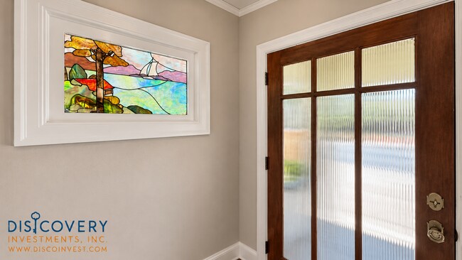 4517 Pleasant Valley Ct N Oakland, CA 94611 photo 2