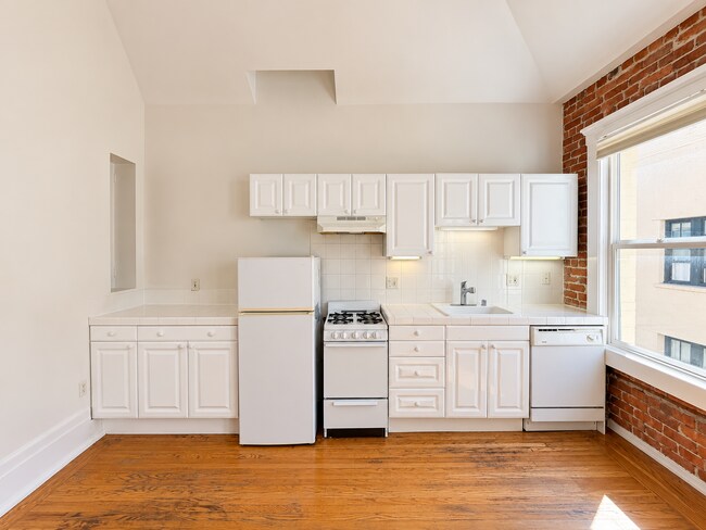 980 Bush St San Francisco, CA 94109 photo 3