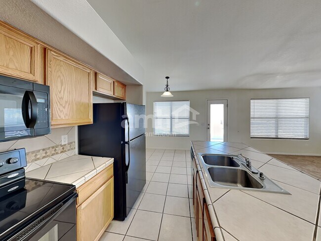 7830 E Onza Ave Mesa, AZ 85212 photo 4