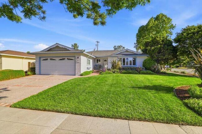 1670 Andalusia Way, San Jose, CA 95125 photo 2