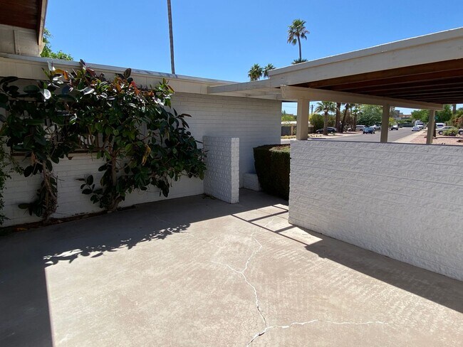 2219 N 73rd Pl Scottsdale, AZ 85257 photo 4