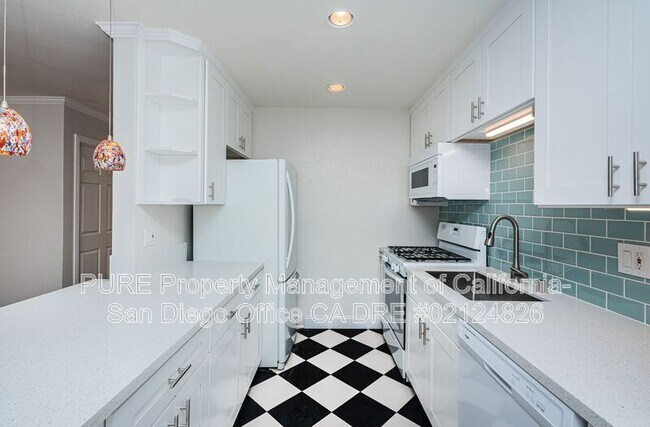 13754 Mango Dr Del Mar, CA 92014