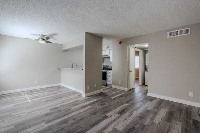 3816 E McDowell Rd Phoenix, AZ 85008 photo 4