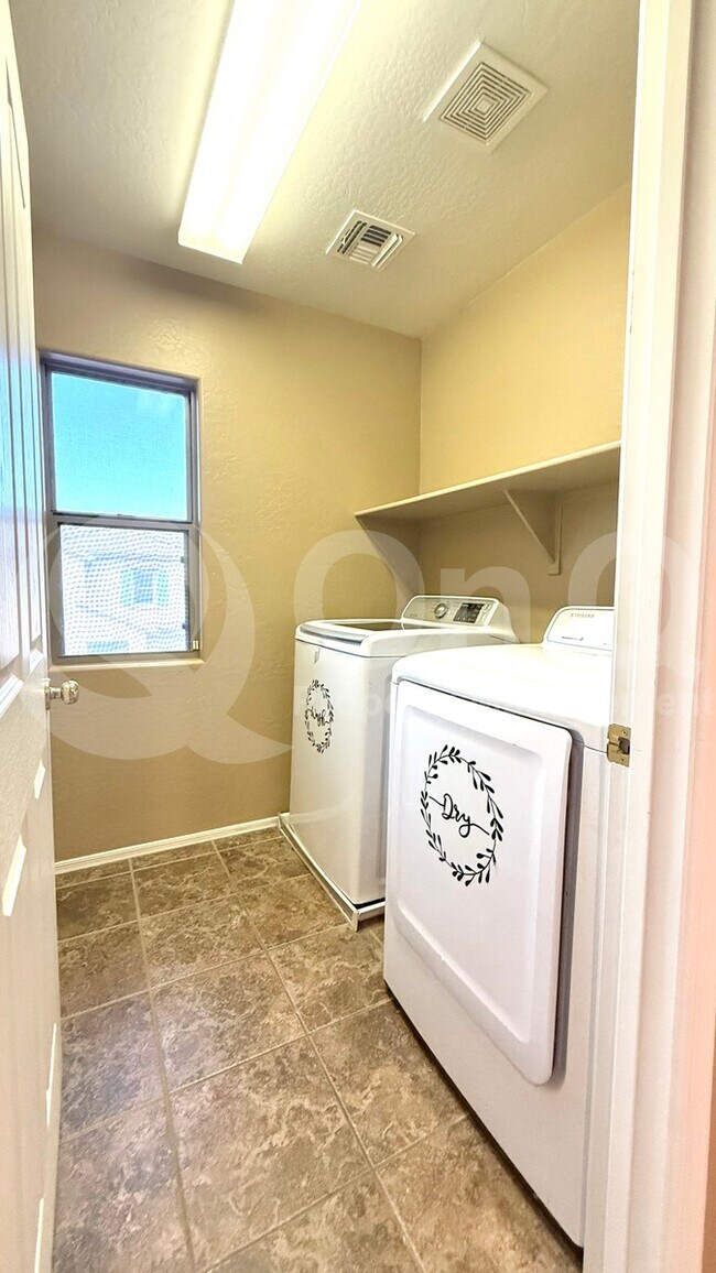 6345 W Harwell Rd Phoenix, AZ 85339 photo 2