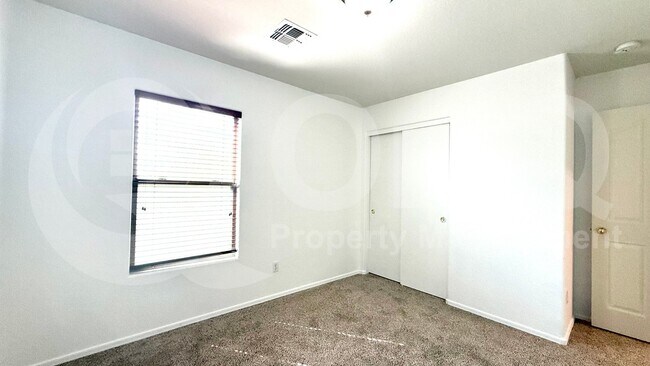 6345 W Harwell Rd Phoenix, AZ 85339 photo 5