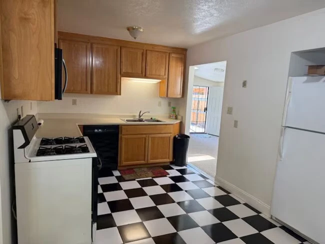1320 Wilson Ave Tracy, CA 95376 photo 5
