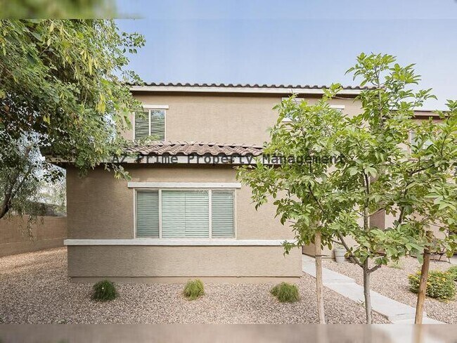 1711 W Pollack St Phoenix, AZ 85041 photo 2