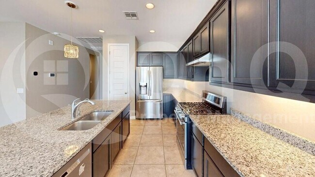 713 W Anderson Dr Phoenix, AZ 85023 photo 5