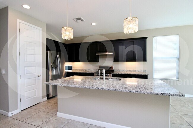 713 W Anderson Dr Phoenix, AZ 85023 photo 4
