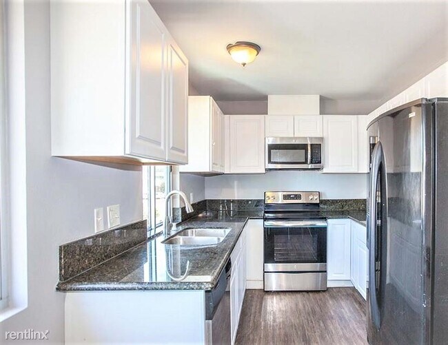 4560 Maple Ave La Mesa, CA 91941
