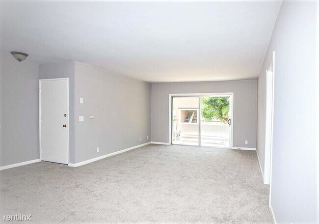 4560 Maple Ave La Mesa, CA 91941 photo 5