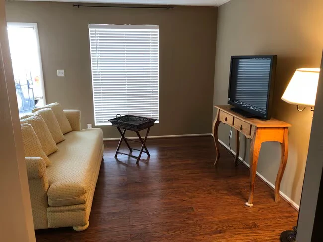 8034 E Oak St Scottsdale, AZ 85257 photo 3