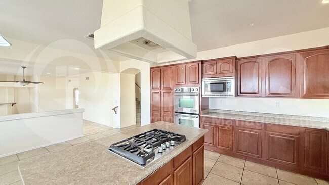 26788 N 98th Dr Peoria, AZ 85383 photo 3