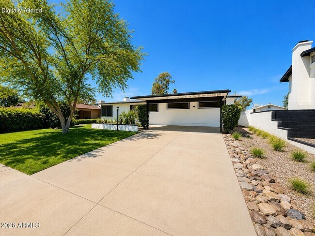 2355 E Alameda Dr