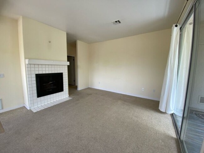 3613 Bernwood Pl San Diego, CA 92130 photo 2