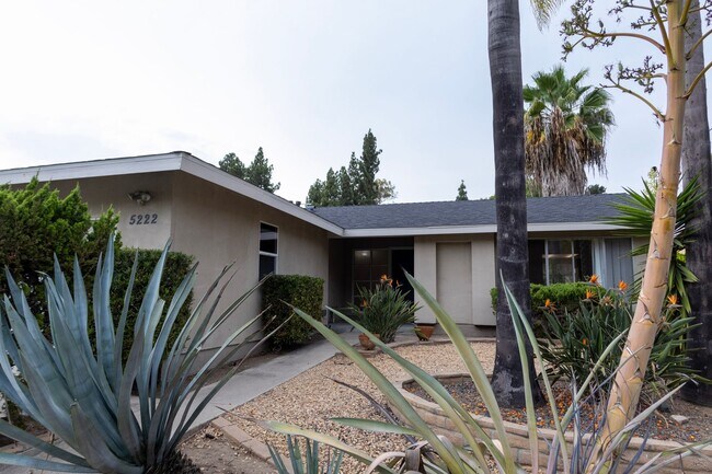 5222 Countryside Dr San Diego, CA 92115 photo 2