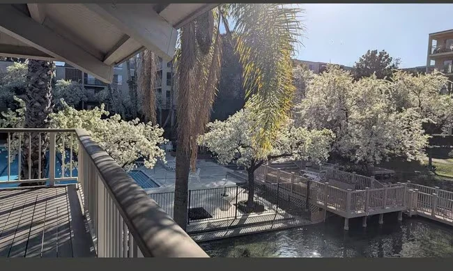 340 N Civic Walnut Creek, CA 94596 photo 2