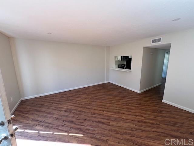 464 Woodland Ave Chula Vista, CA 91910 photo 3