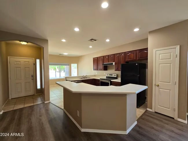 3741 E Derringer Way Gilbert, AZ 85297 photo 4