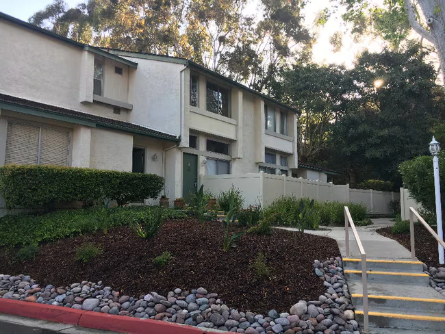 3199 Evening Way San Diego, CA 92037 photo 2