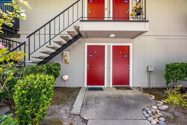9085 Alcosta Blvd San Ramon, CA 94583 photo 2