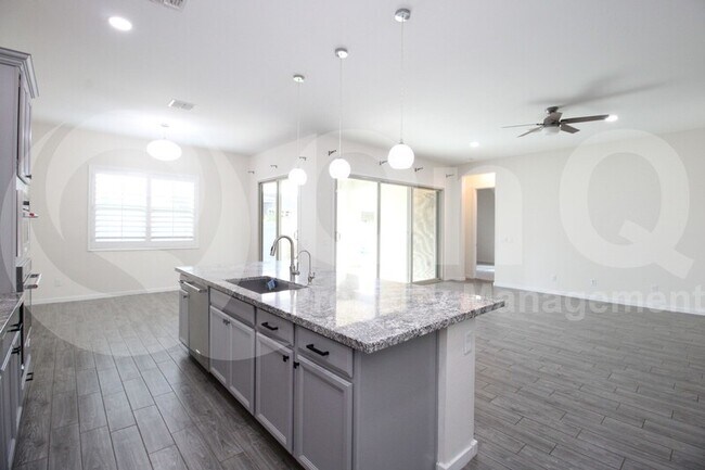 1181 E Cherrywood Pl Chandler, AZ 85249 photo 5